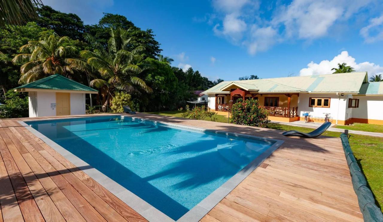 Jms Ventures Guesthouse - Private Pool 라디게 외부 사진