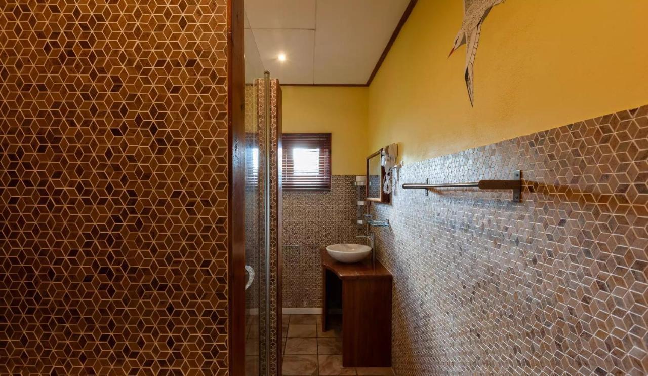Jms Ventures Guesthouse - Private Pool 라디게 외부 사진