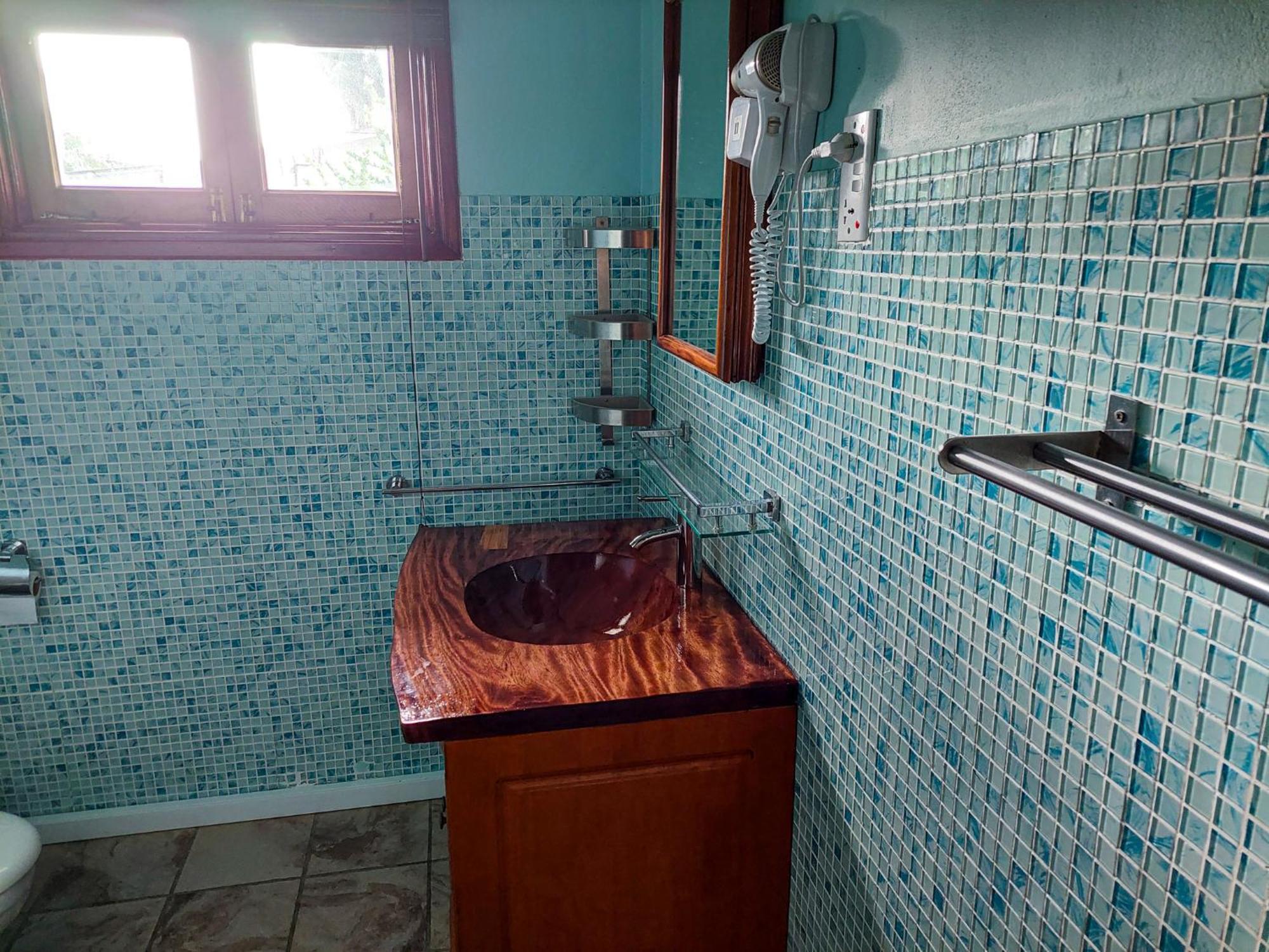 Jms Ventures Guesthouse - Private Pool 라디게 외부 사진