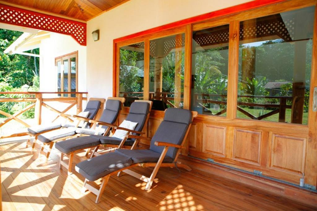 Jms Ventures Guesthouse - Private Pool 라디게 객실 사진